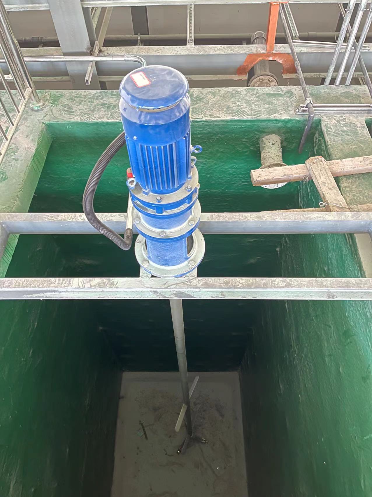 槳式攪拌機(jī)在自動化控制與攪拌質(zhì)量方面的技術(shù)特點