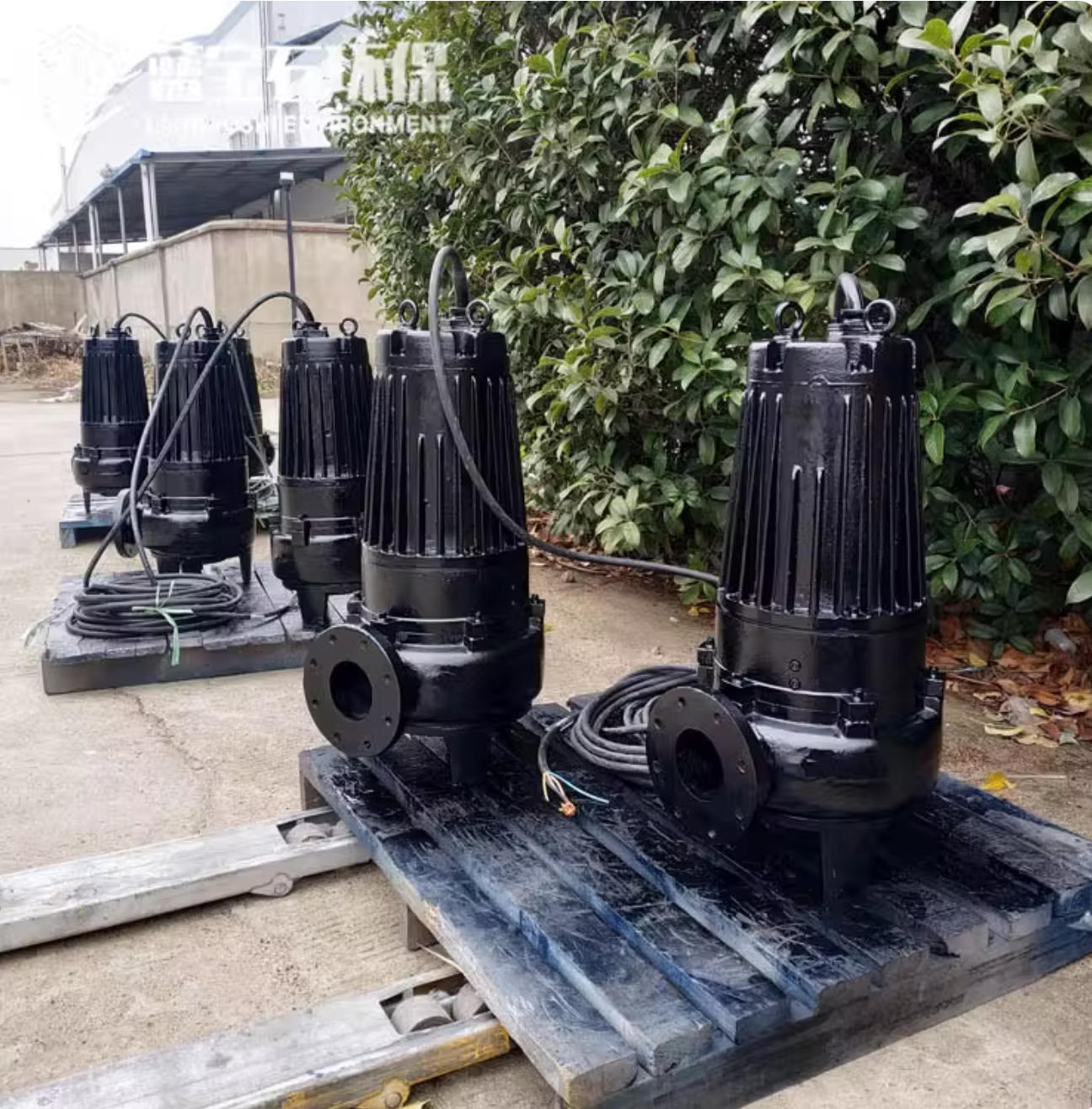 南京藍寶石環(huán)保有限公司與寧波某公司成功達成戰(zhàn)略合作，WQ型潛水排污泵助力高效污水處理